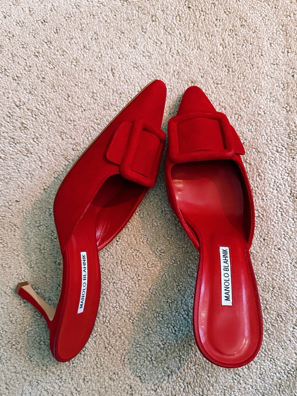 Manolo Blahnik Red Suede Pointed-Toe Buckle Mules - Picture 7 of 7